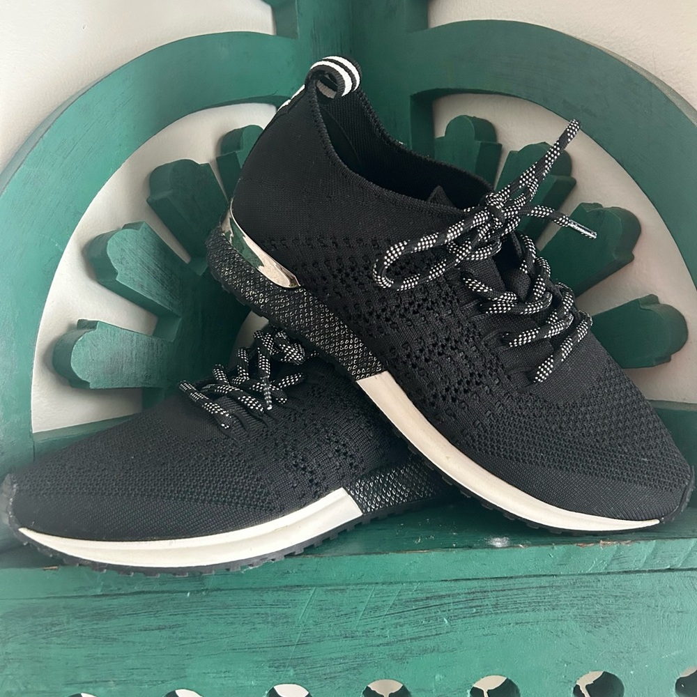 Women’s sport shoe